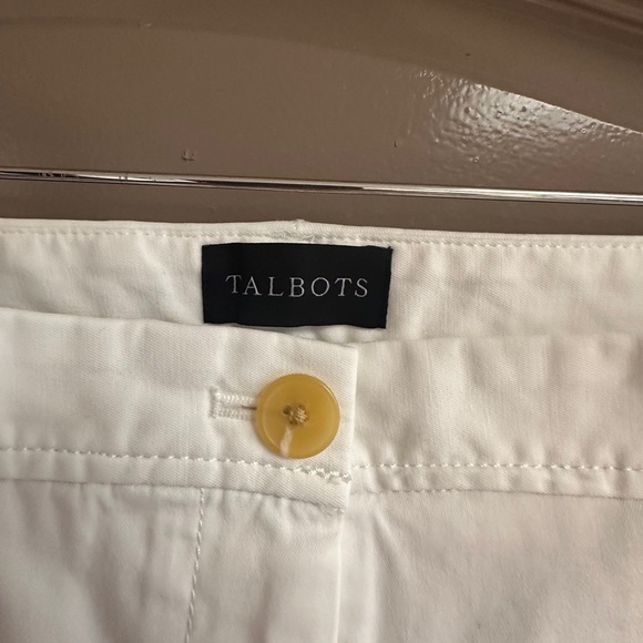 Talbots women’s Crisp White Chinos - Picture 2 of 4